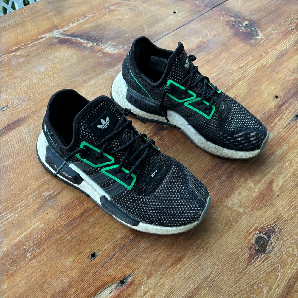 Adidas boys 4.5 shoes